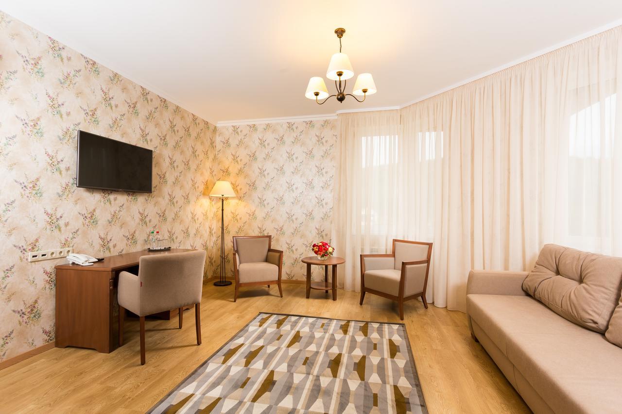 Apartament Hotel By Derenivska Kupil 尼日尔索洛维诺 客房 照片